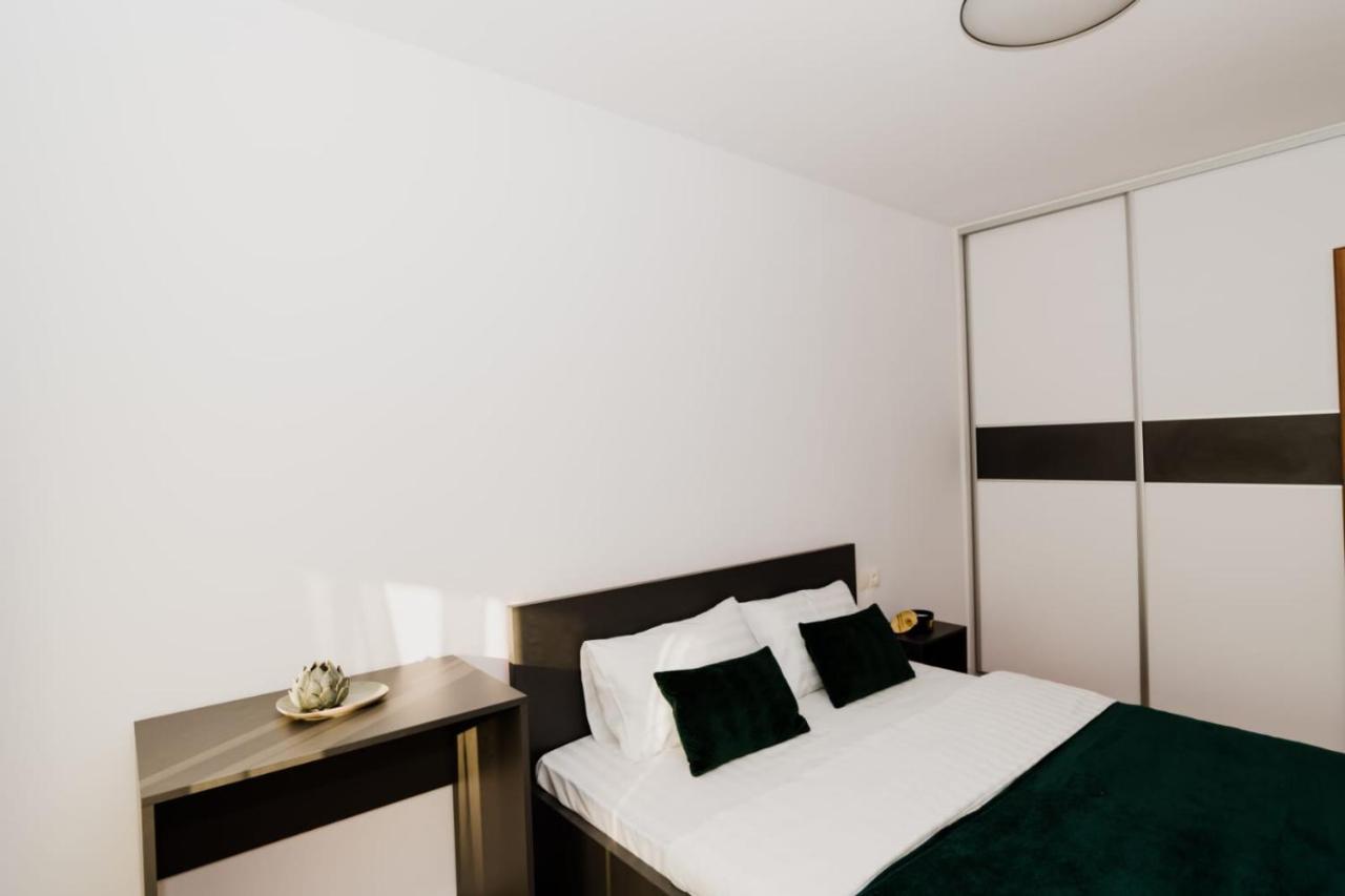 Homeland Apartments Viva คลูจ-นาโปกา ภายนอก รูปภาพ