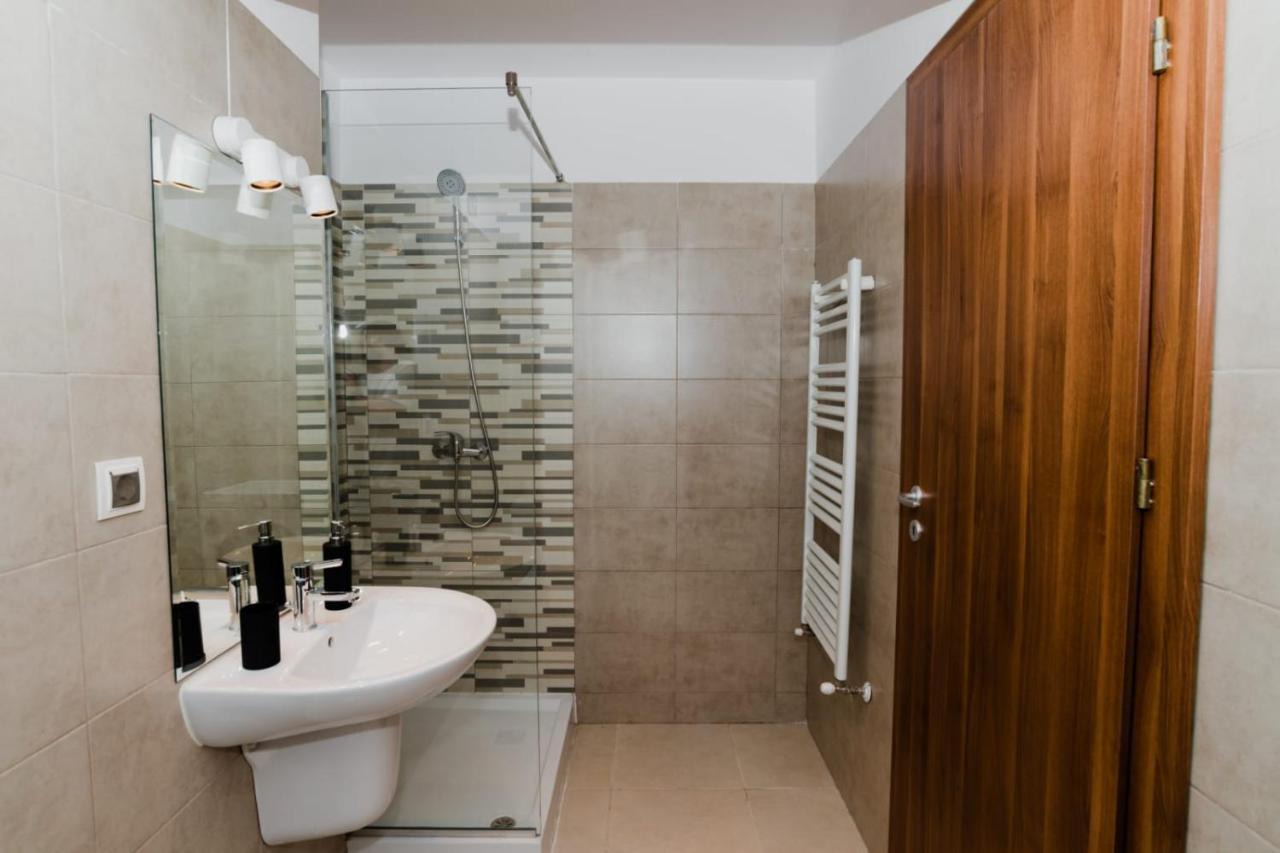 Homeland Apartments Viva คลูจ-นาโปกา ภายนอก รูปภาพ